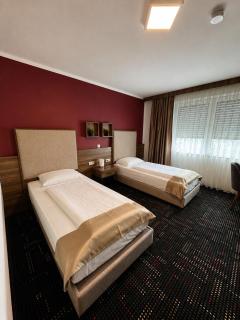 Zenith Hotel Frankfurt Airport - 8