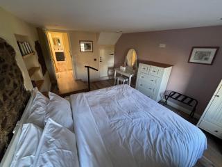 Langham House Cottage - 9