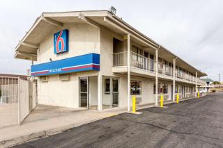 Motel 6 Albuquerque Northeast - Albuquerque - 0