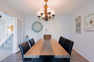 WORLD CUP stay - 5BR Home - King suit - Fire pit - 6