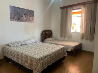 Casa com piscina em Mongaguá a 200mts da praia - 6