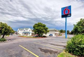 Motel 6-Wheat Ridge, CO - West - Denver North - 9