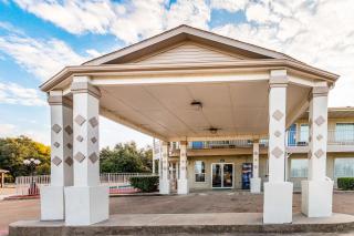 Motel 6-Waxahachie, TX - 8