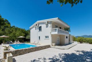 Villa Gallery Home with Outside Pool - Radanovići - 0