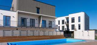 Takas į Jūrą Apartment with Terrace & Pool - 9