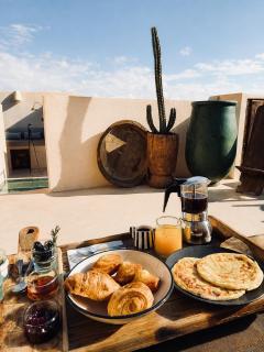 Luxury Private Riad with Rooftop Pool La Clique Magique - 1