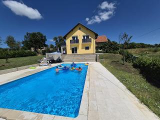 Familyway Croatia Kids Friendly Family villa with privat Pool 50 m2 near Slavonski Brod - 9
