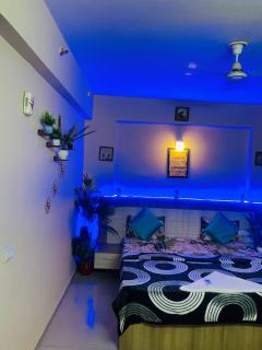 Lord krisna place --Near Prem Mandir & ISKCON - 1