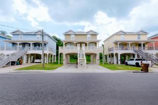Cozy 2 Bed/15 Bath Duplex Just Blocks from Downtown Biloxi! - 8