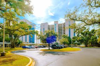 Legacy Tower I - 2
