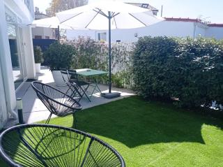 LAR JARDÍN - Casas independientes con parking privado - 1
