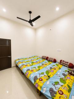 Kashi Calm stay - 8