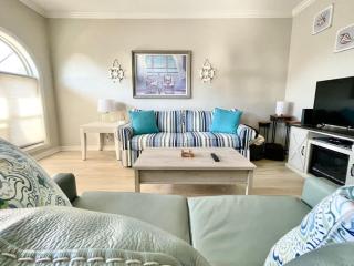 148 Beau Clair - Beachside Townhome with Pool in Long Beach - 1