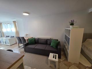 Cosy Studio CatHouse - 1