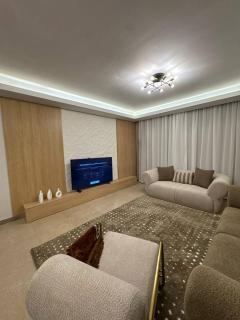 Zed Luxury 3 Bedroom Apartment Double View - 5