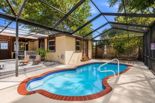 Cozy Clearwater Pool Home Near Beaches! - 0