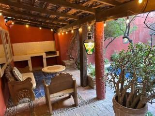 Casa del Angel Alberca Privada Jardin Exclusivo y Parking en Zona Centro - 4