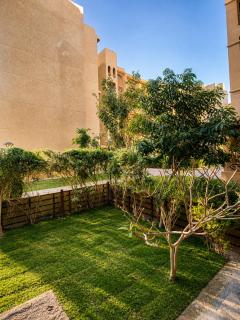 B2 Garden Oasis - 7