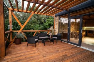 Terra House - 1