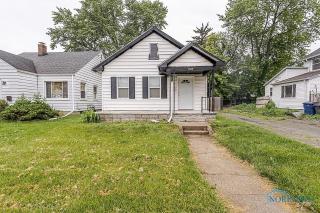 Cozy 2BR Home Near Toledo Hospital - 3
