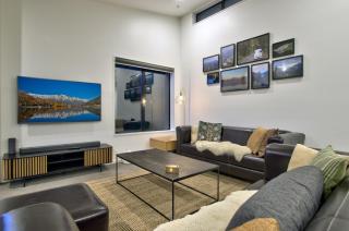 Alpine Escape - Modern & Central - 7