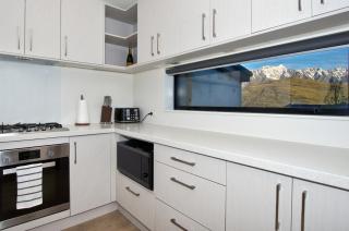 Alpine Escape - Modern & Central - 3