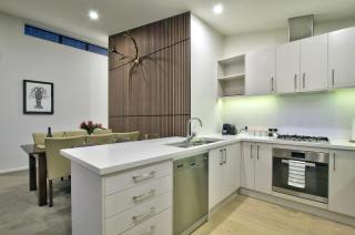 Alpine Escape - Modern & Central - 6