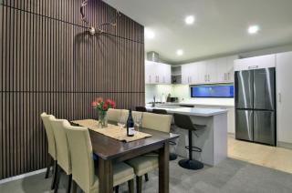 Alpine Escape - Modern & Central - 4