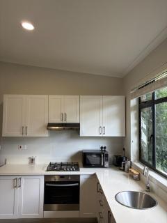 Luxury 2BR Apartment Victoria Falls Estate - 8