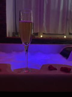 Cosy love et spa-tentation loveroom - Cemboing - 3