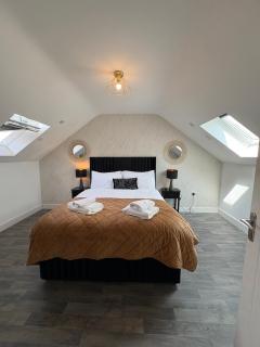 Queensferry Collection Residence 8 - 1