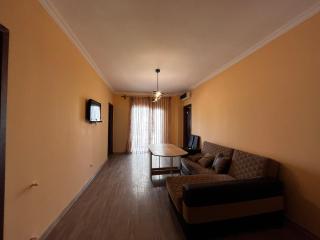 Big, comfortable apartment in Batumi near the sea - Batumi - 0