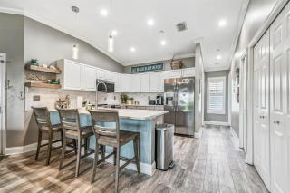 Peaceful Intracoastal Condo 3 Min Walk to Beach - 2