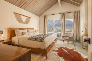 Alpine Charm By Alyeska Sleeps 6 - 7
