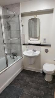 CentralMK-The Hub- 1 Bedroom Hall Kitchen Parking - 4