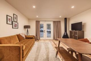 Slopeside Suite at Alyeska - Ski In Ski Out - 7