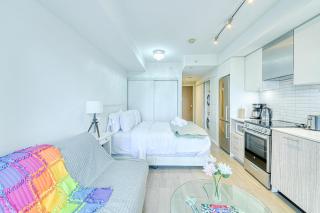 Chic Downtown Studio - Cozy Stay with City Views - 4