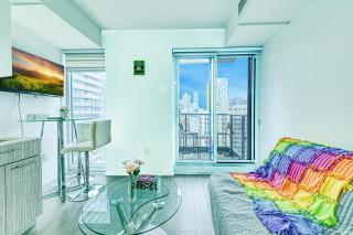 Chic Downtown Studio - Cozy Stay with City Views - 9