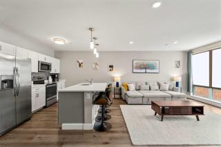 Unit 31 1BR with Den Office Space Long-term stays - 8