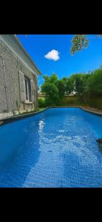 Maison spacieuse à Saint-Floret, avec piscine pour deux. - 9