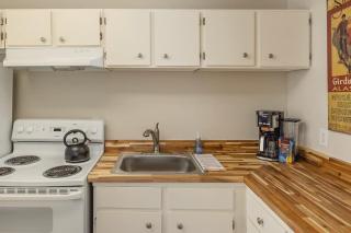 Historical Art Deco Central Downtown - Sleeps 4 - 7