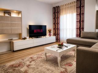 Azure Breeze Apartment - 0