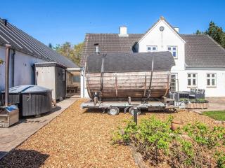 14 person holiday home in Ribe - 8
