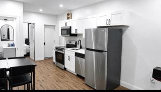 Modern 1 bedroom near airport, xfinity Arena and Eagles Stadium - 0