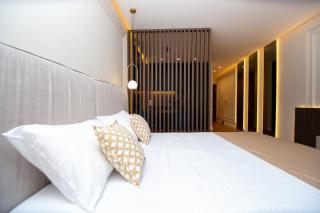 Elegant Designer's Studio - 3