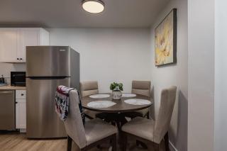 Modern Downtown Studio - King Bed - Inlet Views - 5