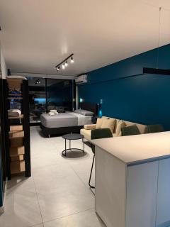 Foster Studio - Park 6 - 2