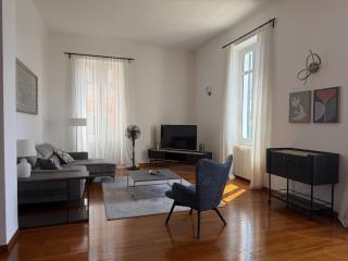 HOST4U - Luxury Beautiful Two Bedrooms Apartment front Beaches in Imperia, Casa Catalina - 4