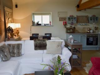 The Old Parlour - 3