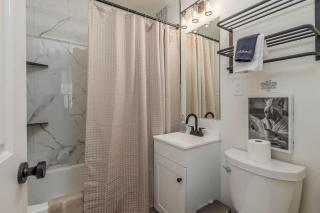 Downtown Coastal View 1 Bedroom - 5
